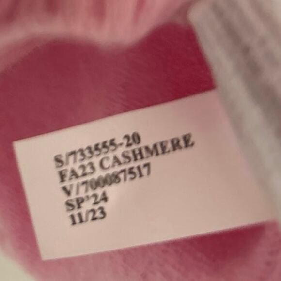 BR Banana Republic NWT 100% Cashmere Crewneck Sweater Pink Size Medium - Picture 10 of 10